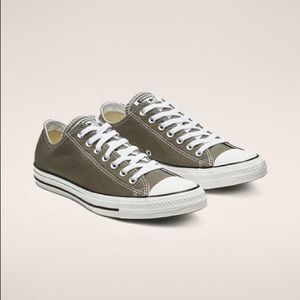 Grey Converse Low Tops